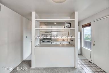 Main picture of 3515 SW Barbur Blvd