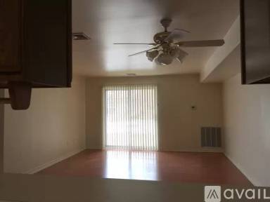 Main picture of 60 Pinewood Dr