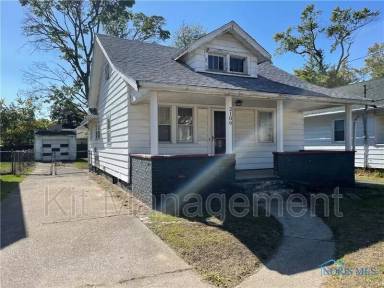 Main picture of 2109 Wychwood St