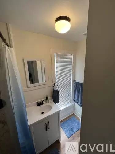 Main picture of 927 Crosby St NW