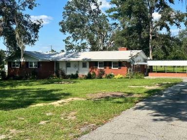 Main picture of 4742 Cat Creek Rd
