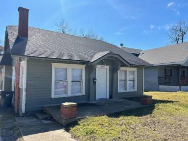 Main picture of 2322 Bosque Blvd