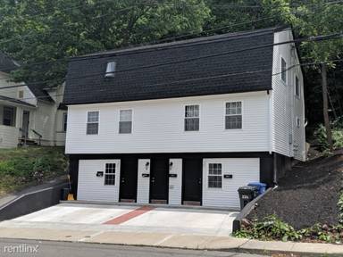 Main picture of 226 Crown St