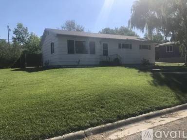 Main picture of 2231 E 6th Ave