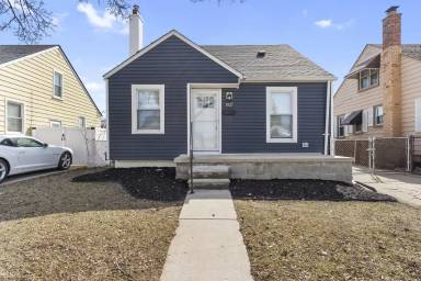 Main picture of 1027 Leblanc St