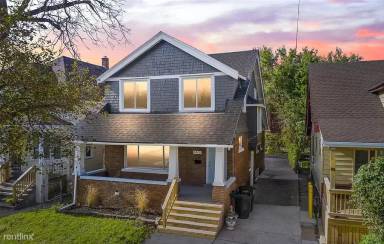 Main picture of 3023 Fischer St