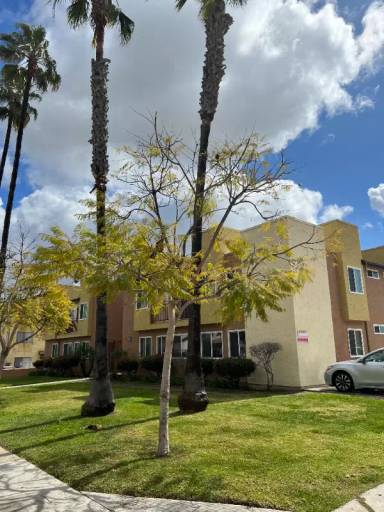 Main picture of 2284 And 2287 Dunlop St