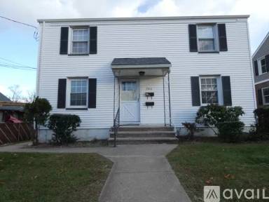 Main picture of 346 N 6th Ave
