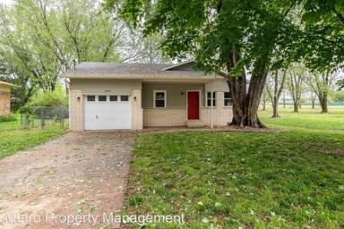 Main picture of 1003 SE 12th St