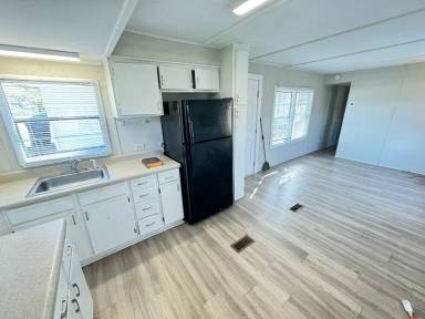 Main picture of 205 E Ridge Ave