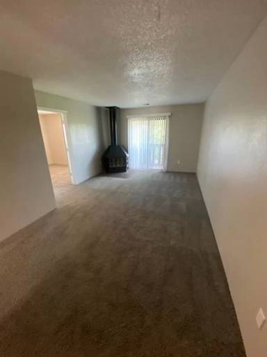 Main picture of 2701 S Emporia St
