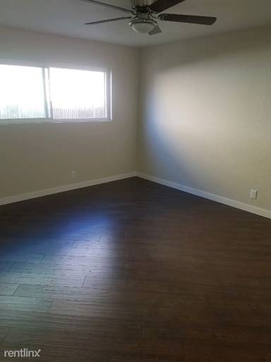 Main picture of 4290 Payne Ave