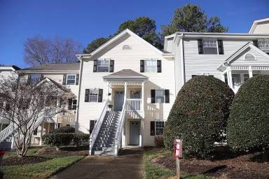 Main picture of 139 Schultz St