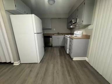Main picture of 802 British Woods Dr SW