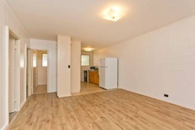 Main picture of 1013 Green St
