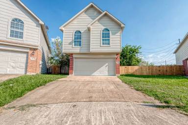Main picture of 9807 S Galwan Cir
