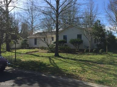Main picture of 1900 Redbud Ct