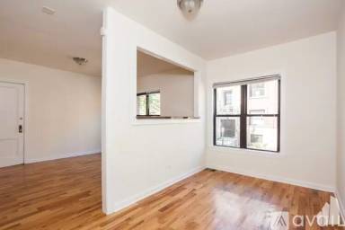 Main picture of 813 W Waveland Ave