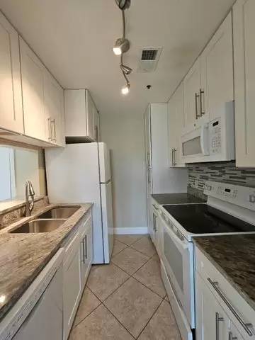Main picture of 2317 N Congress Ave