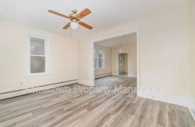 Main picture of 534 W Market St