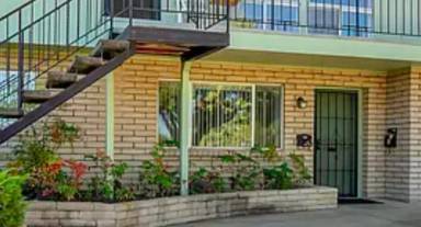 Main picture of 727 E Carleton St