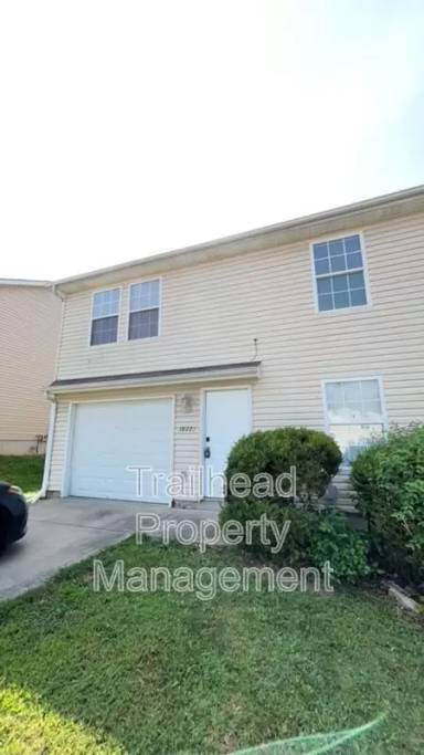 Main picture of 18223 E 12th Ter N