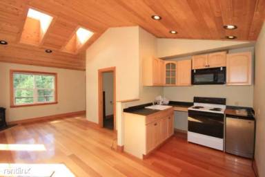 Main picture of 600 Lupfer Ave