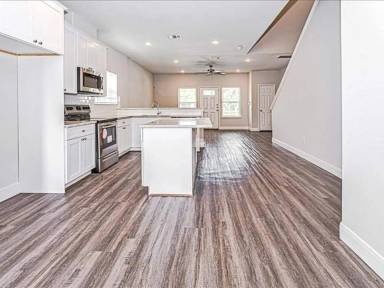 Main picture of 9214 Nyssa St