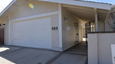 Main picture of 909 Avenida Presidio