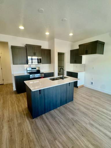 Main picture of 5645 S Aaron Ln