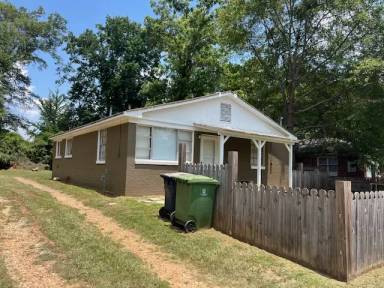 Main picture of 1325 Drewery Ave