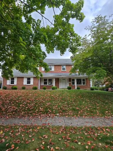 Main picture of 705 Ashford Rd