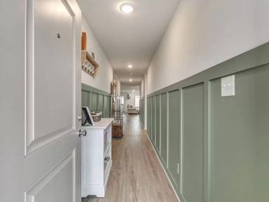 Main picture of 11628 SW 37th St