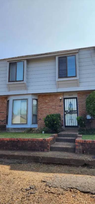 Main picture of 5265 Chatfield Dr