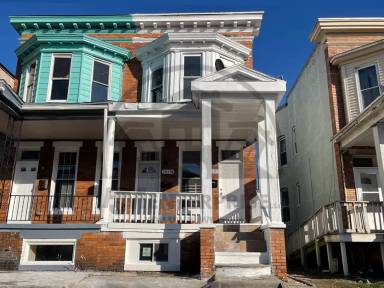 Main picture of 1627 Moreland Ave