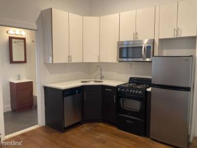 Main picture of 165 W 127th St