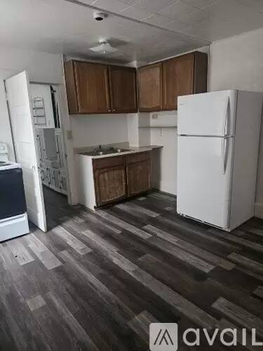 Main picture of 110 7th St
