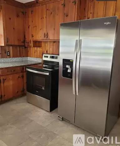 Main picture of 28 Hazel Oak Ct