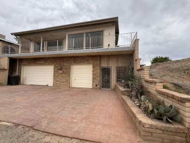 Main picture of 1464 Riverfront Dr