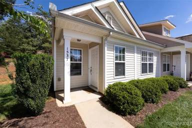 Main picture of 1537 Tyger Brook Ln