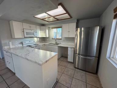 Main picture of 328 Filbert St