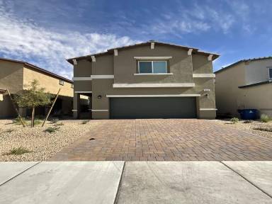 Main picture of 7600 Red Plumeria Ave