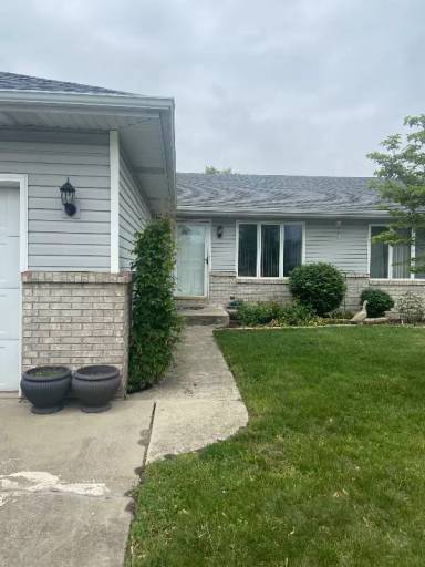 Main picture of 2633 41st Pl