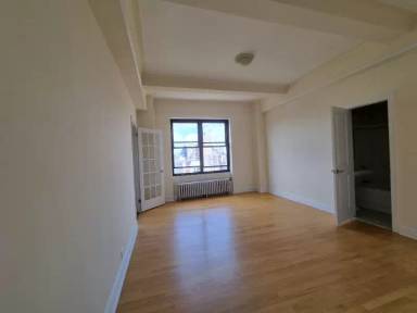 Main picture of 166 2nd Ave Apartments