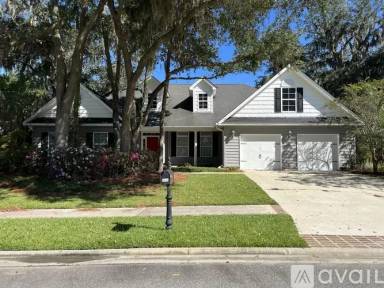 Main picture of 128 Mosswood Dr
