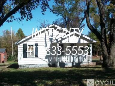 Main picture of 2707 W Elm St