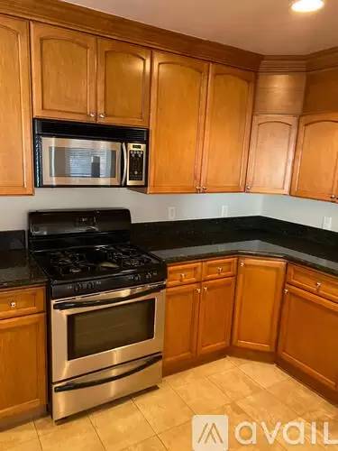 Main picture of 14934 Dickens St
