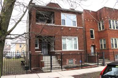 Main picture of 2203 N Campbell Ave