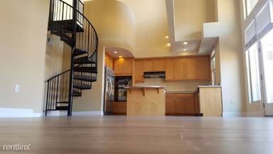 Main picture of 201 E Angeleno Apartments
