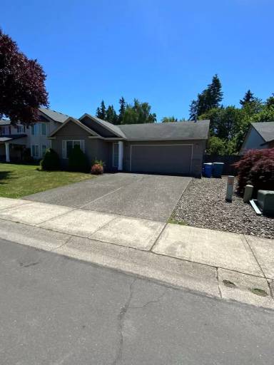 Main picture of 1115 NW 148th Cir
